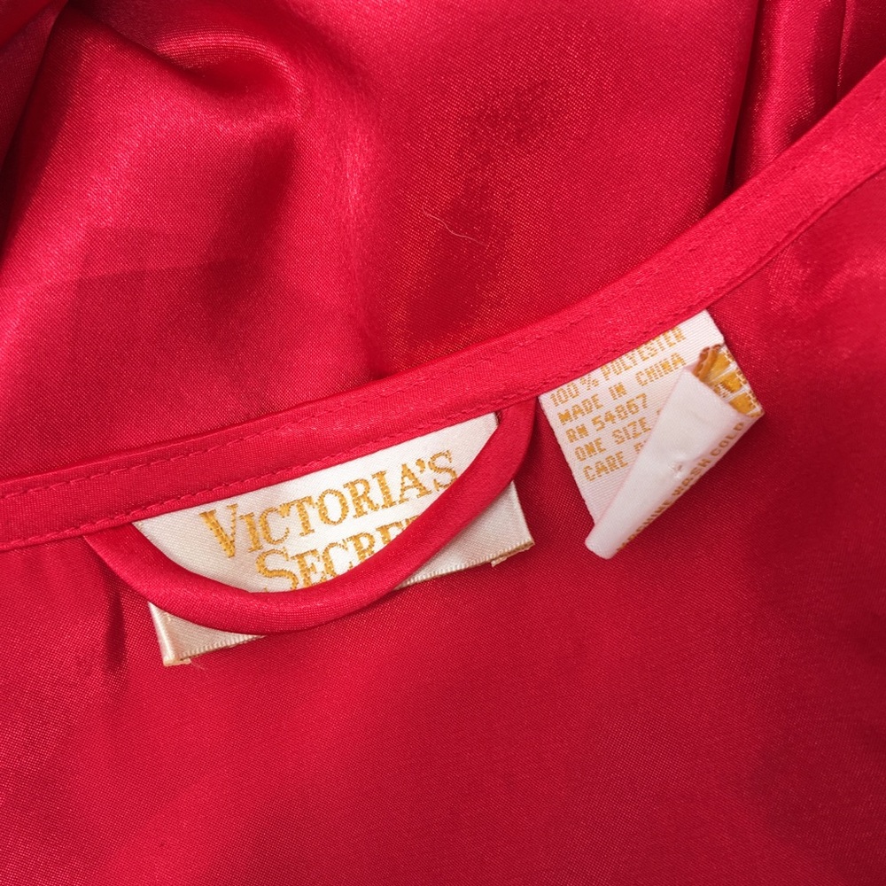 Victoria’s Secret Robe - Picture 4 of 4
